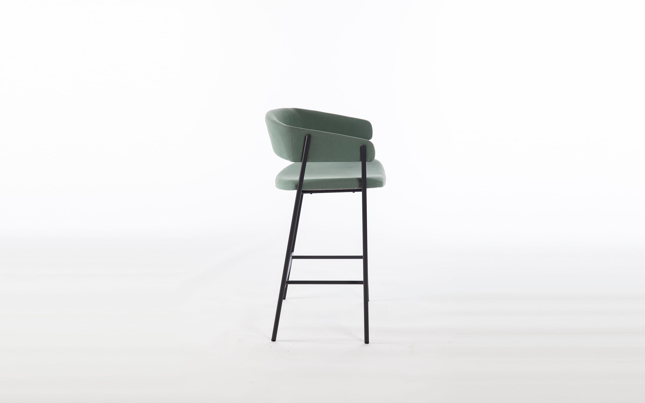 Banqueta Bossa, assento 65cm
