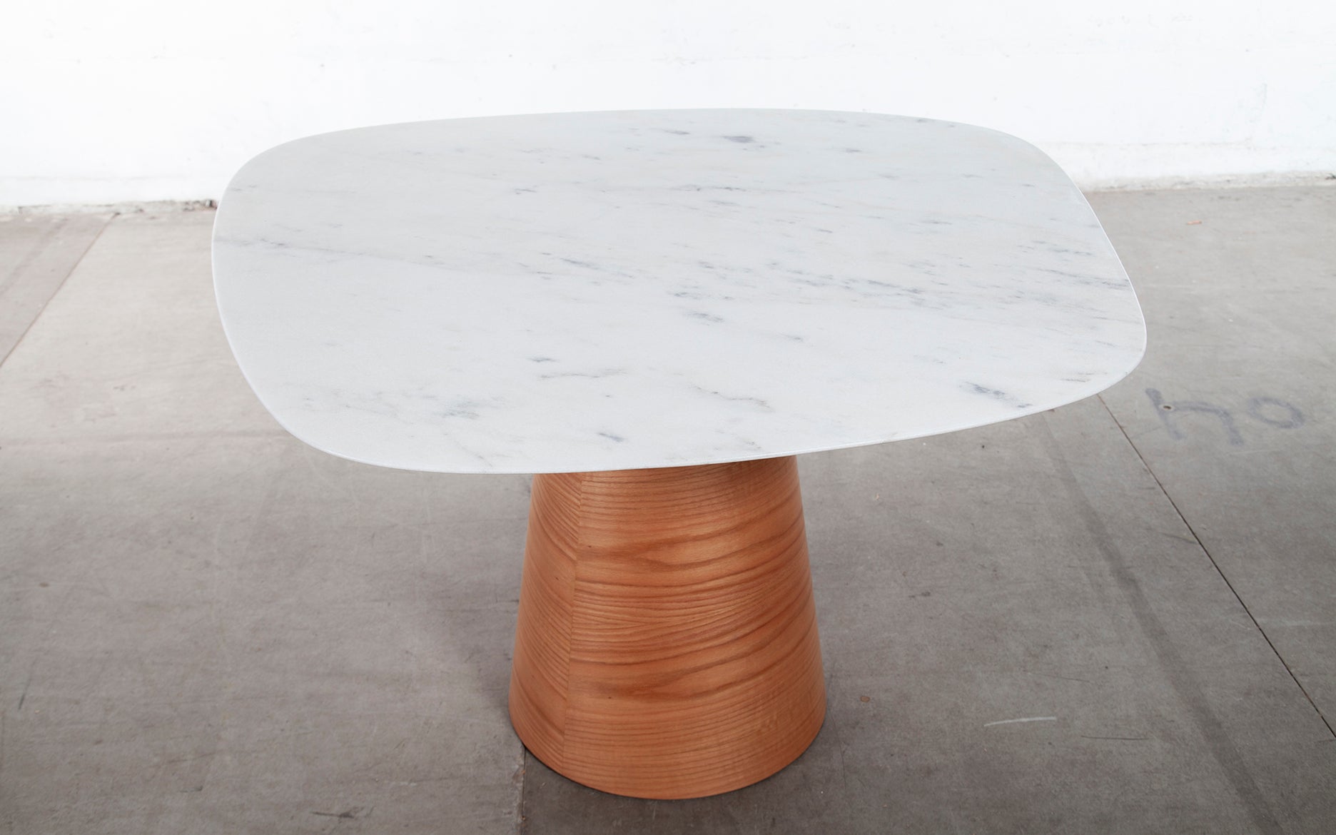 Mesa de Jantar Galina (1.20), base Madeira