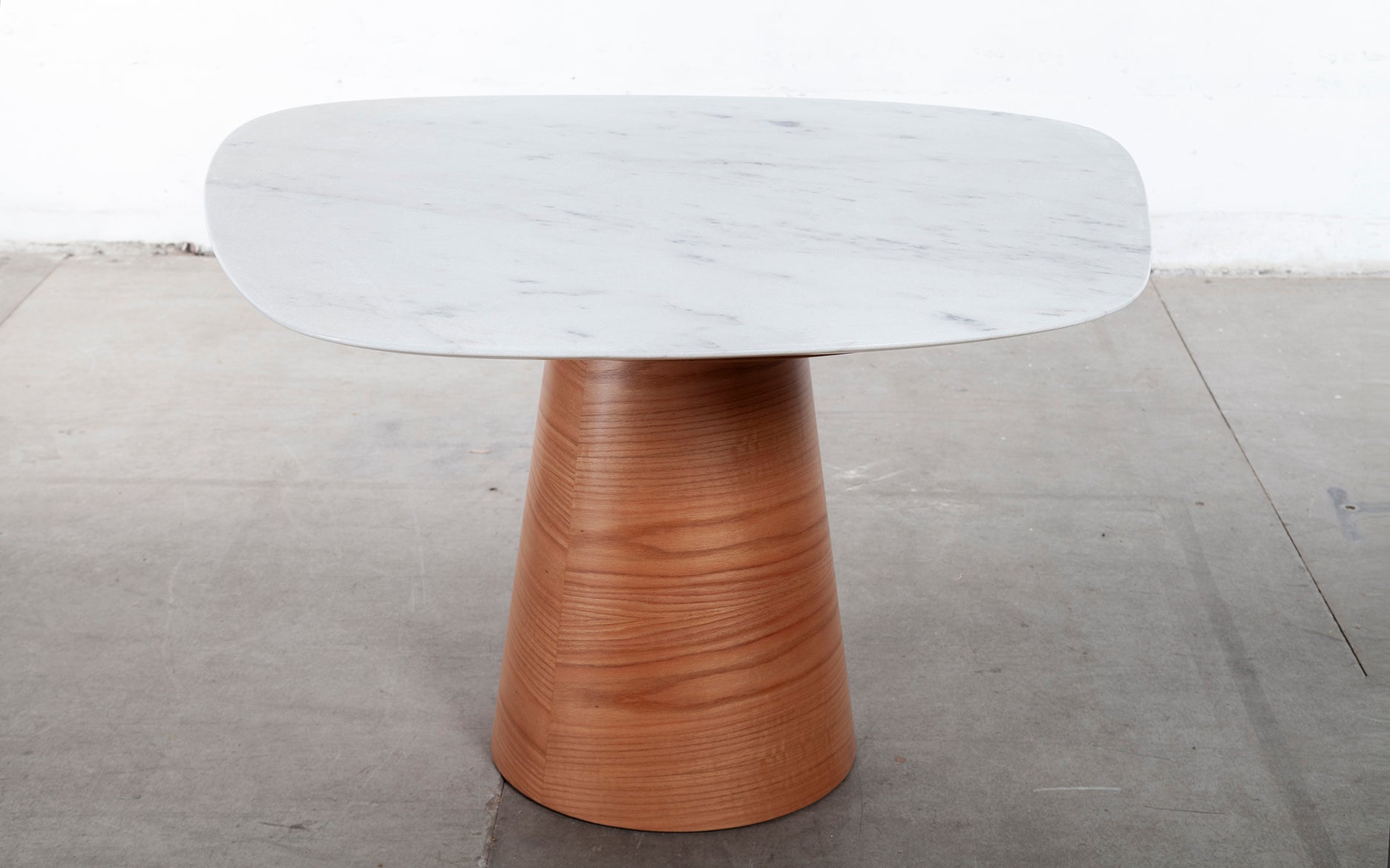 Mesa de Jantar Galina (1.20), base Madeira