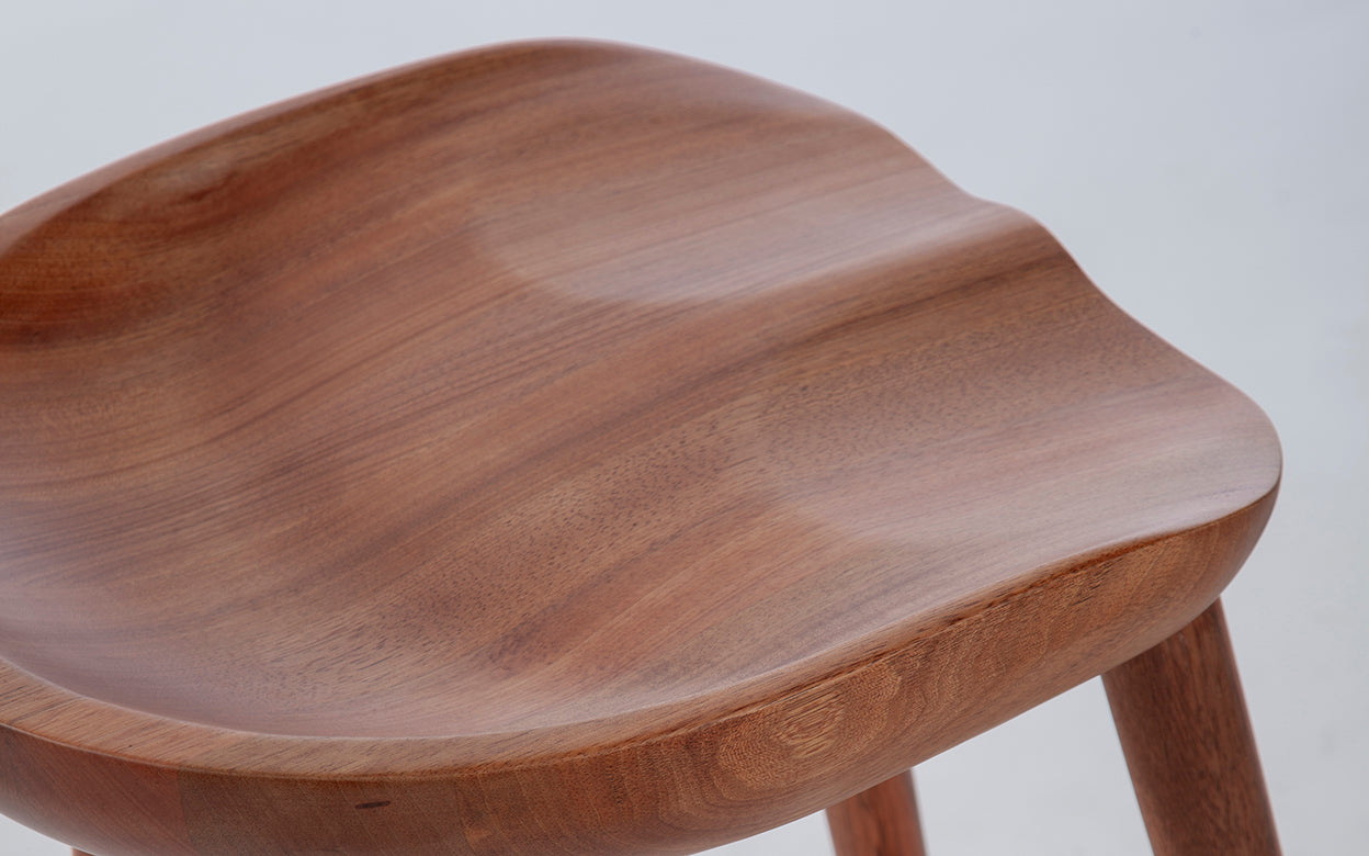 Banqueta Frevo, assento 65cm