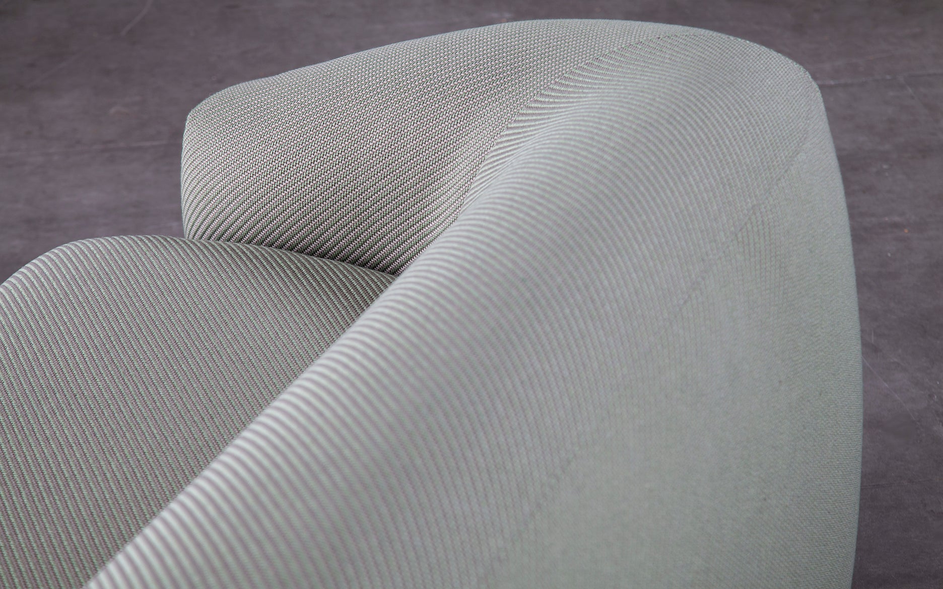 Sofa Fluffy (2.00)