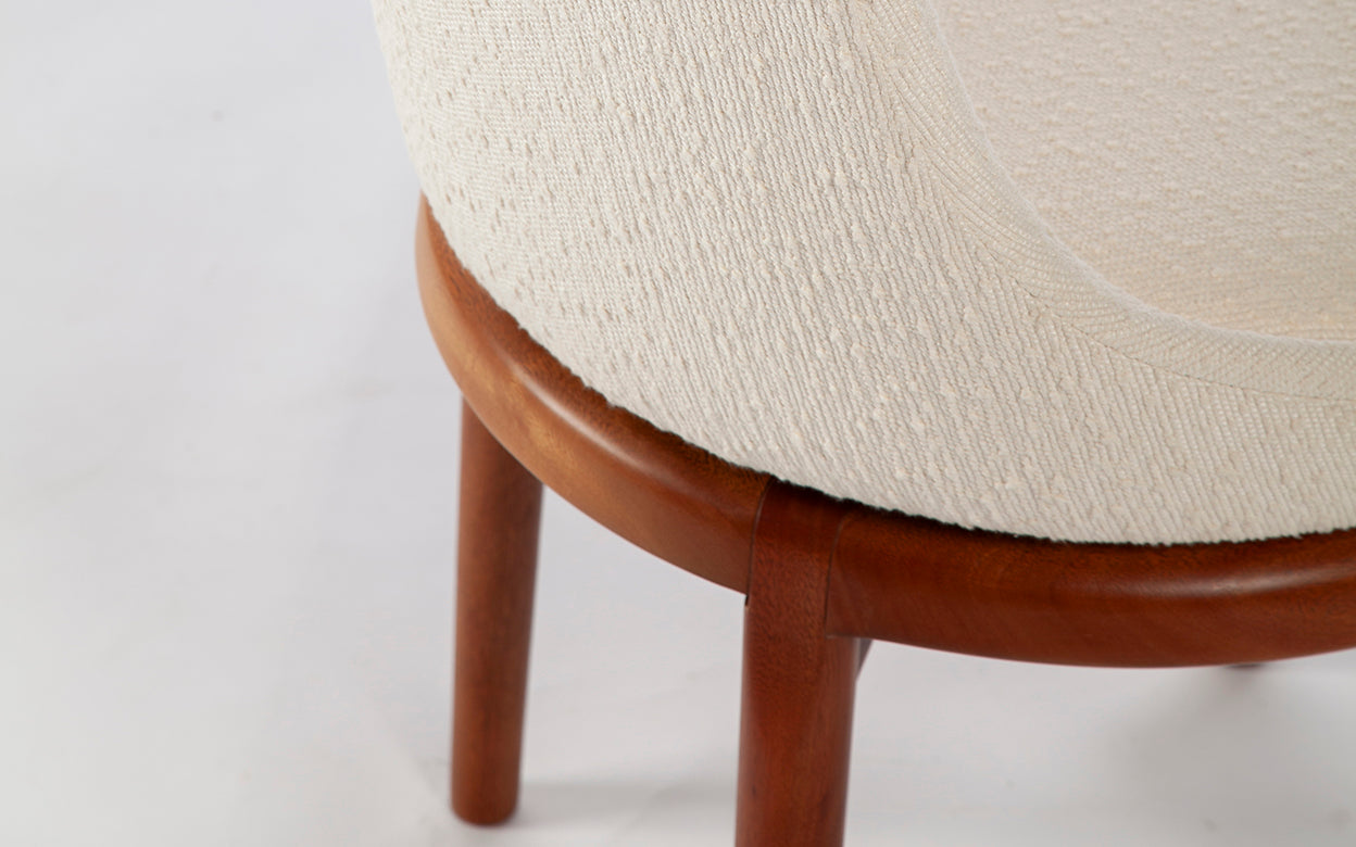 Cadeira Tina, Giratória