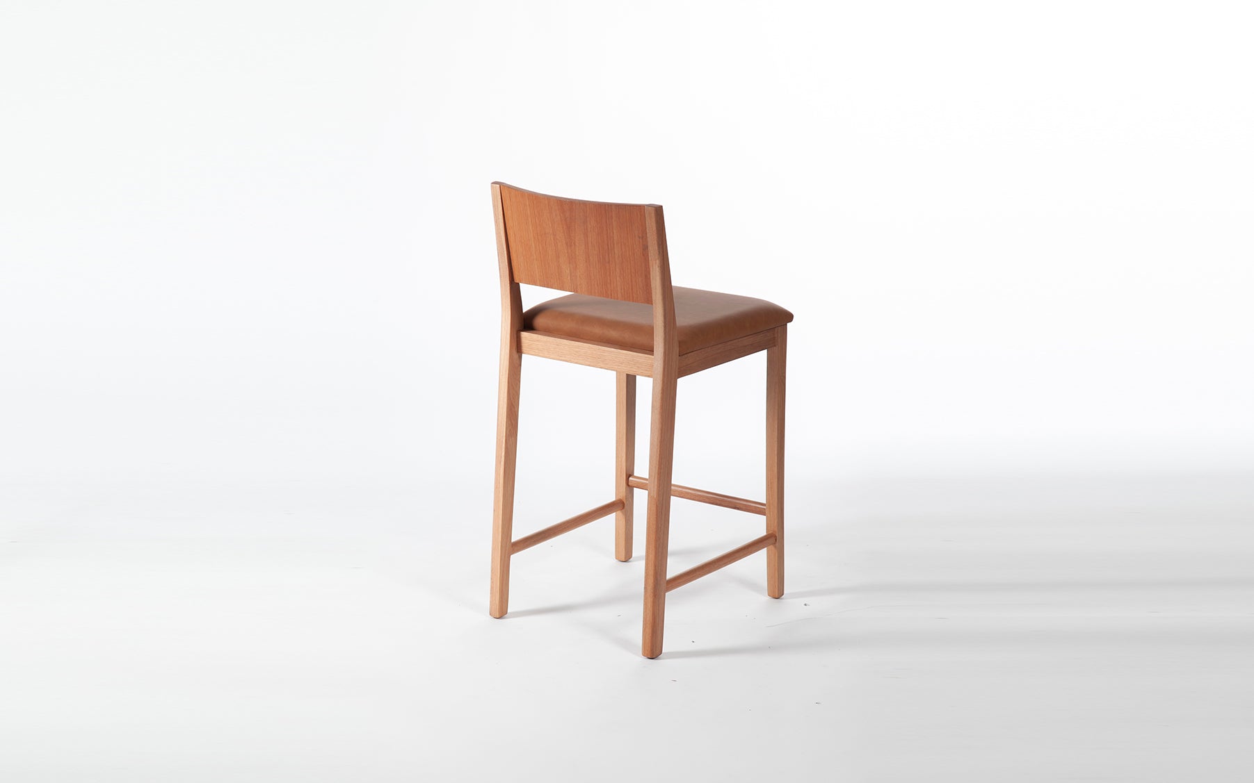 Banqueta Barão, assento 65cm