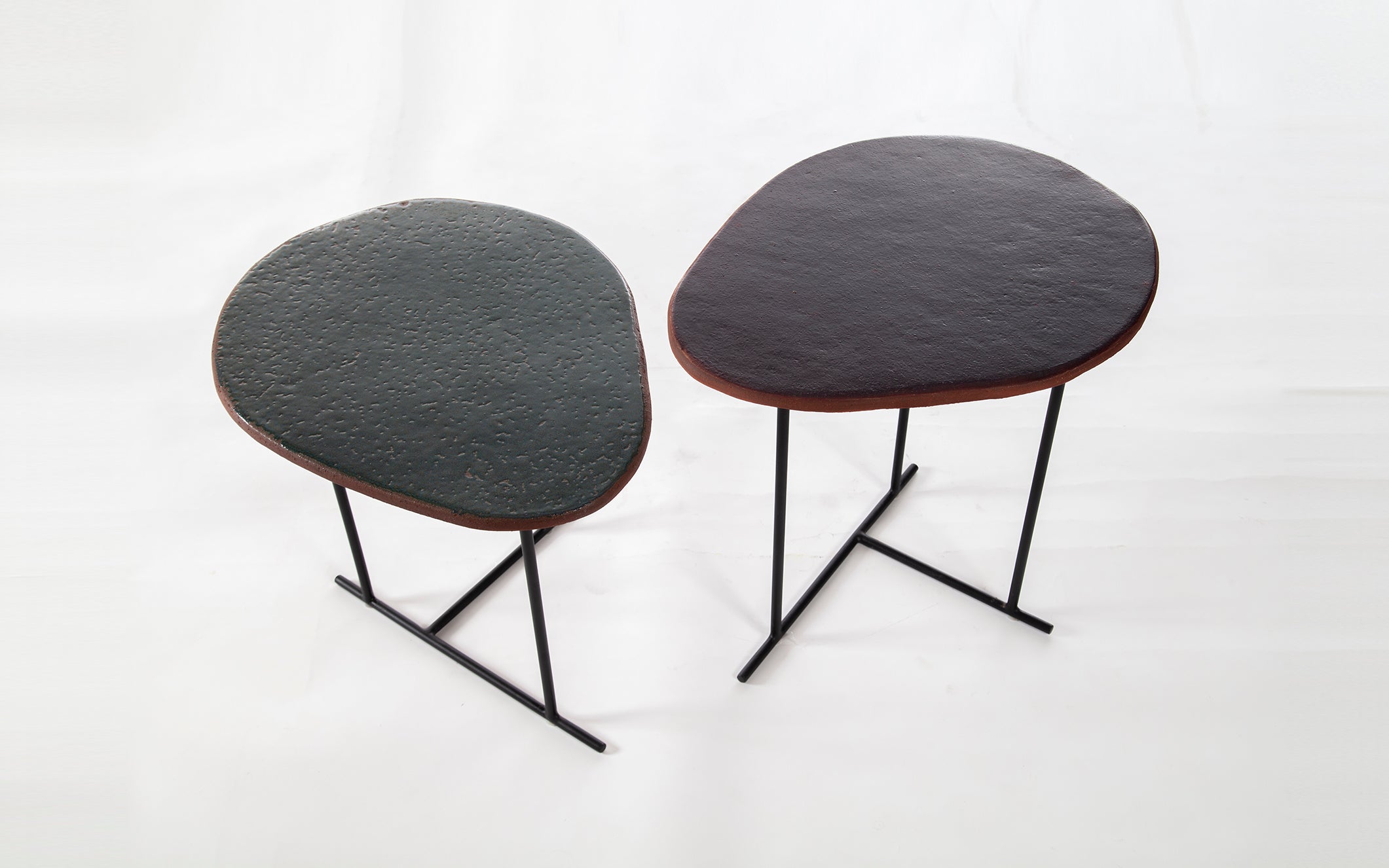 Conjunto Mesas Laterais Ceramica Ametista