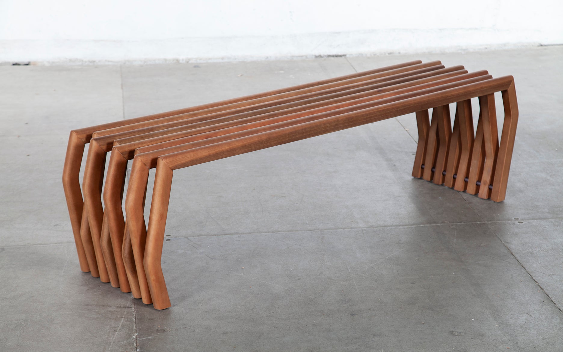 Banco Vinhedo (1.62)