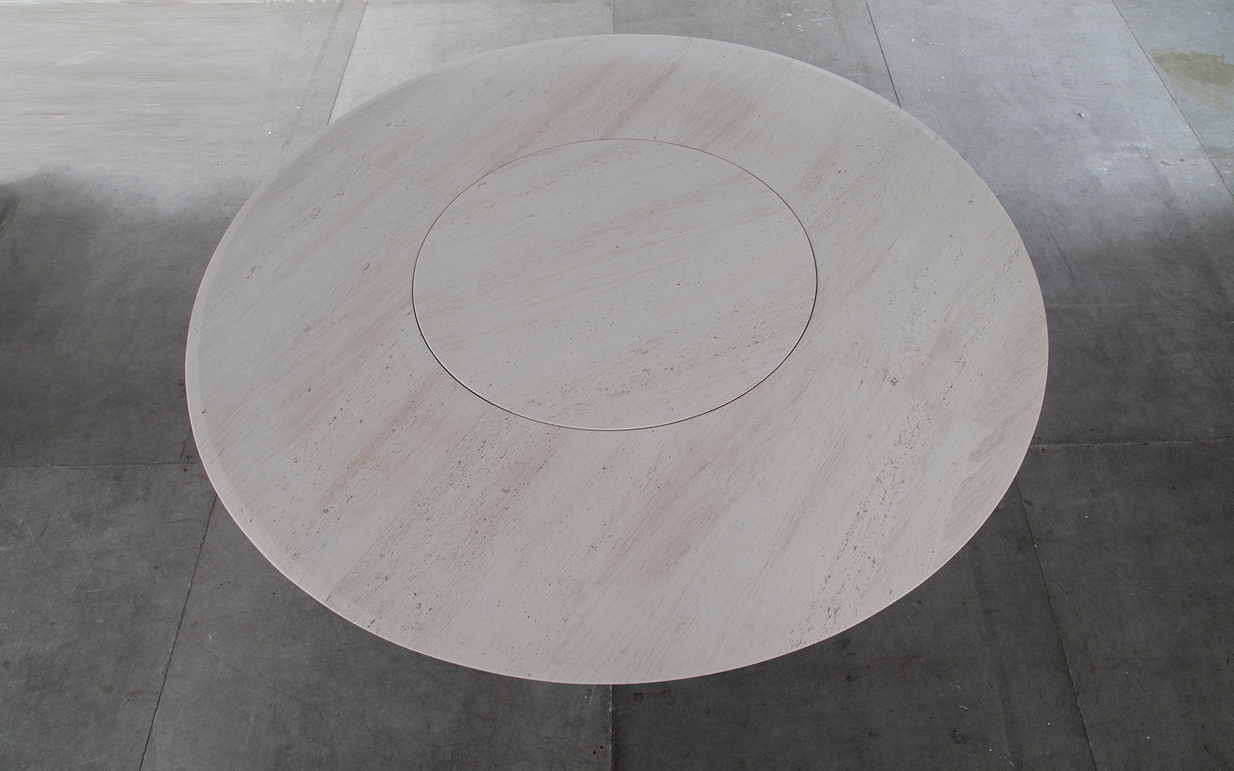Mesa de Jantar Petra (Ø2.00), tampo giratório