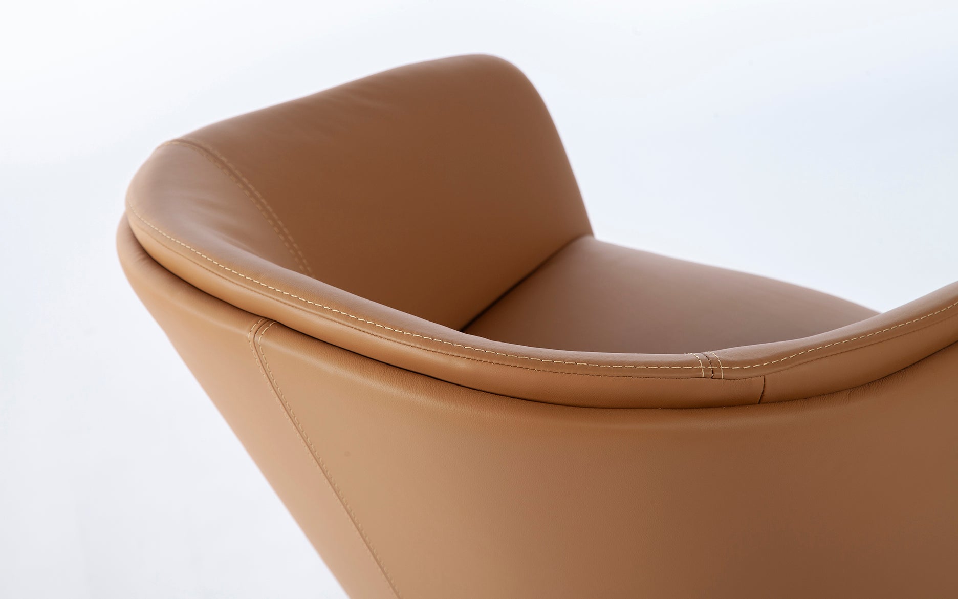 Poltrona Koun Giratória