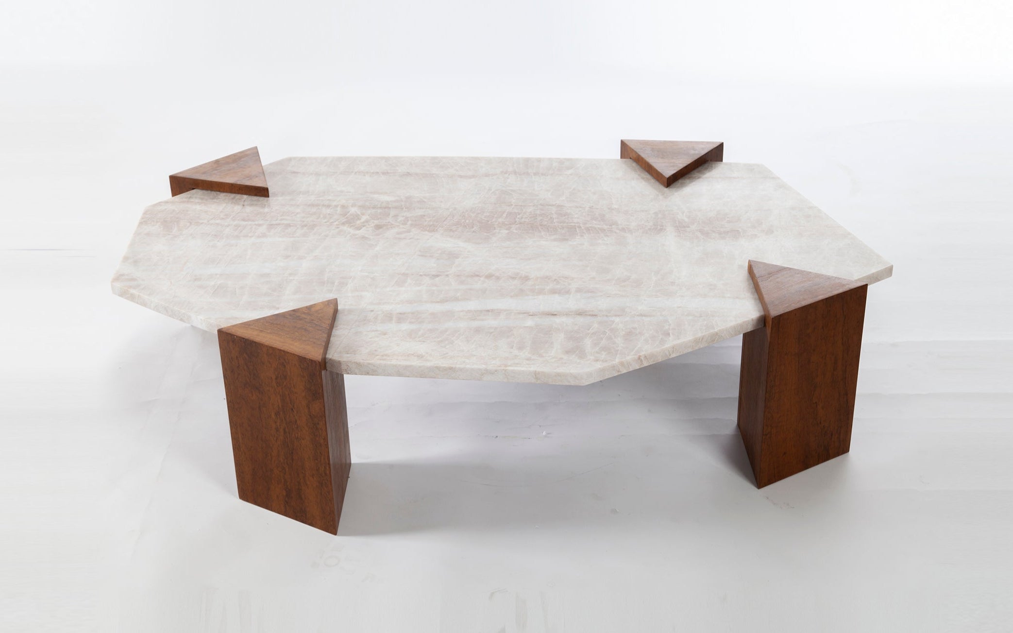 Mesa de Centro Paleolítica