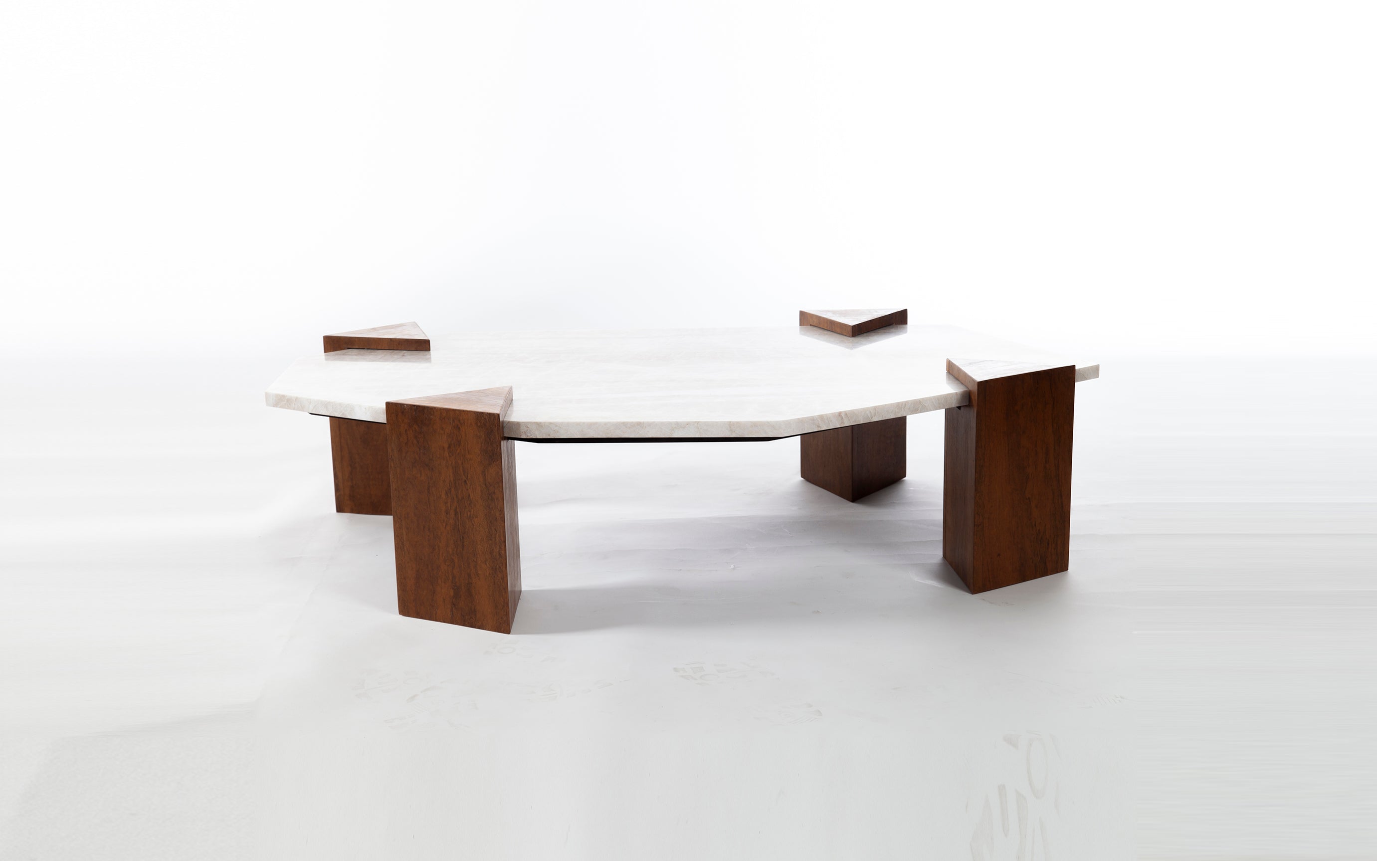 Mesa de Centro Paleolítica