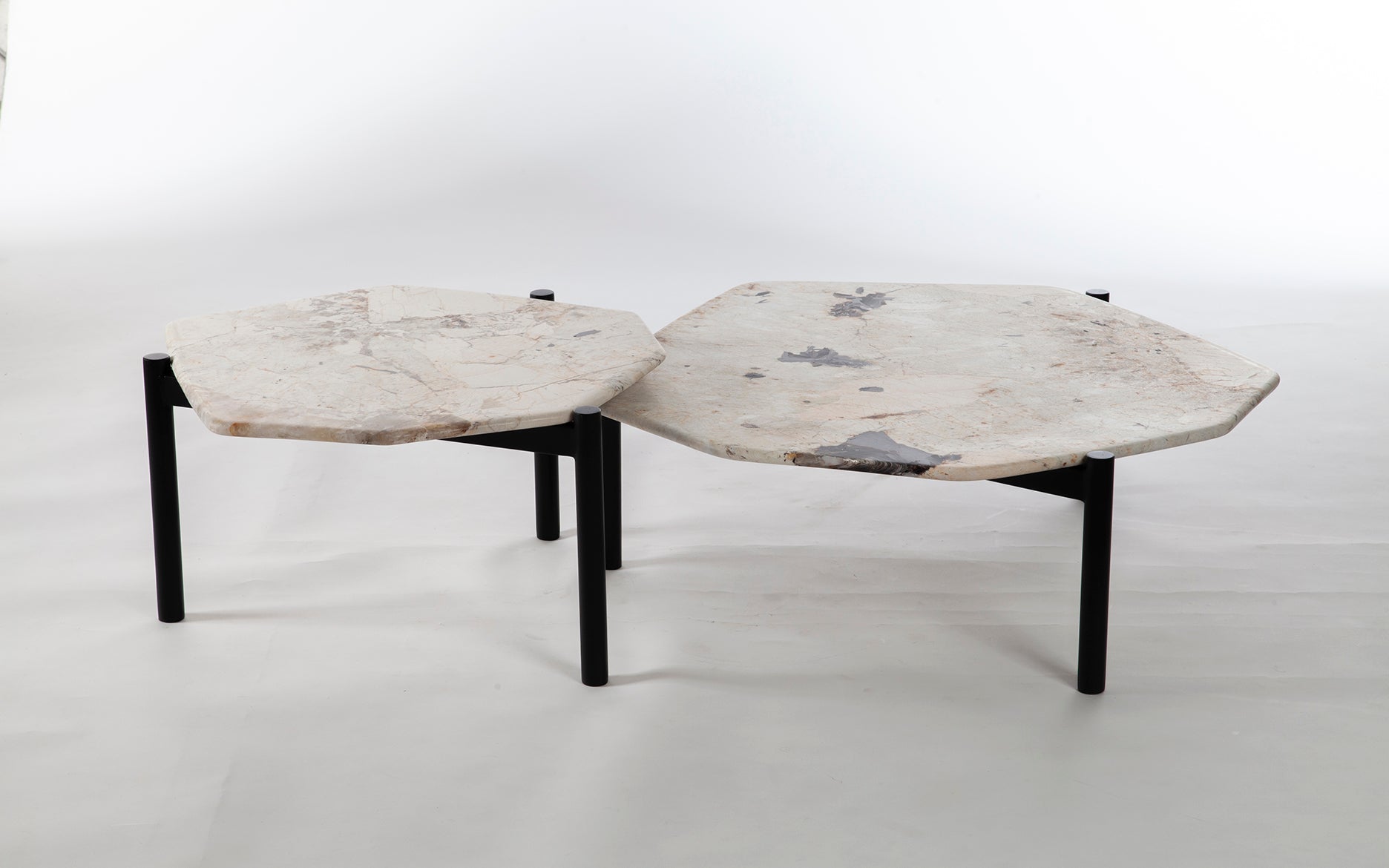 Conjunto Mesas de Centro Paleolítica