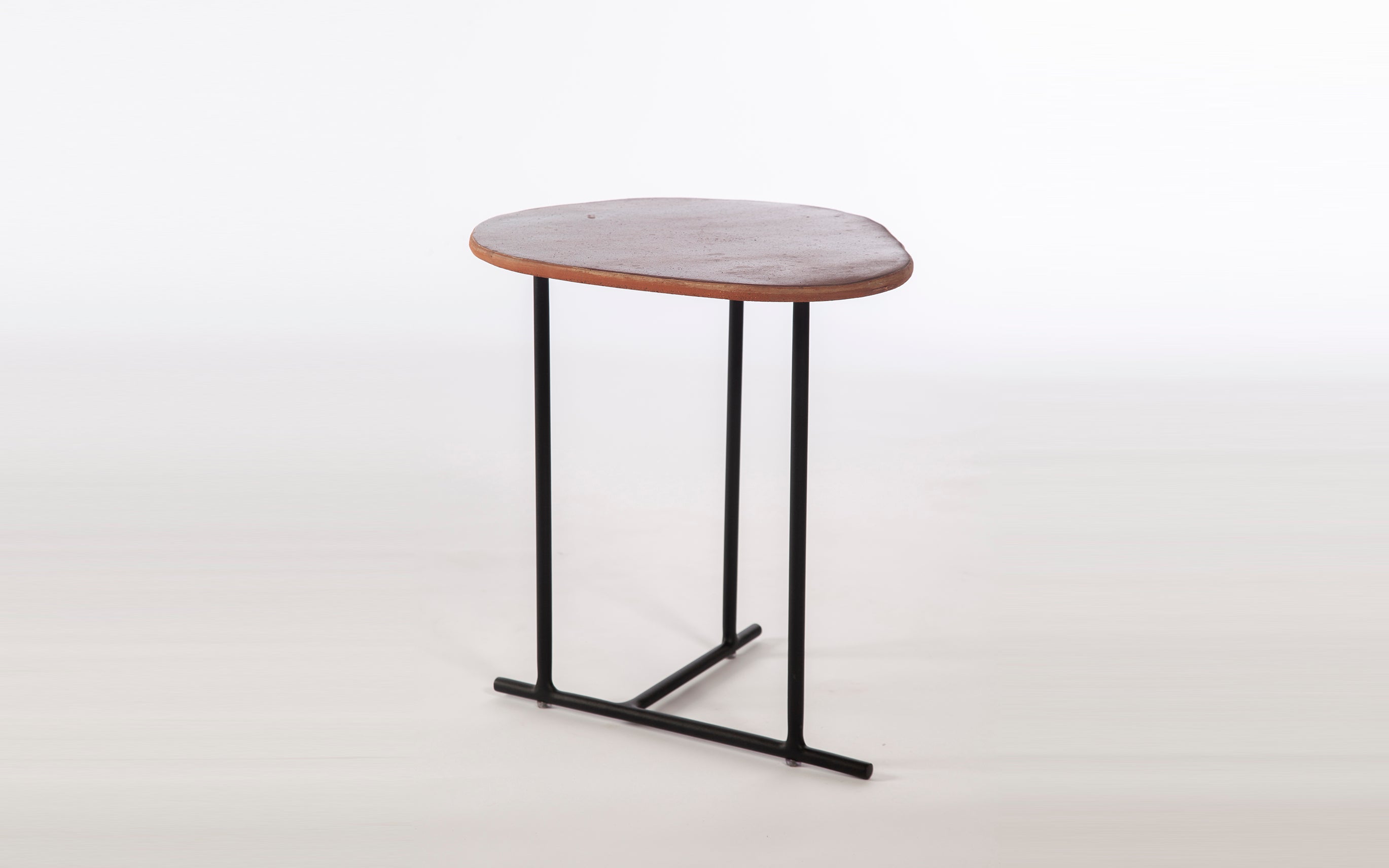 Conjunto Mesas Laterais Ceramica Ametista