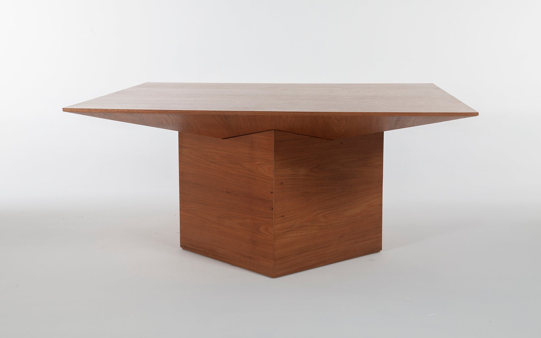 Mesa de Jantar Viga (1.60)