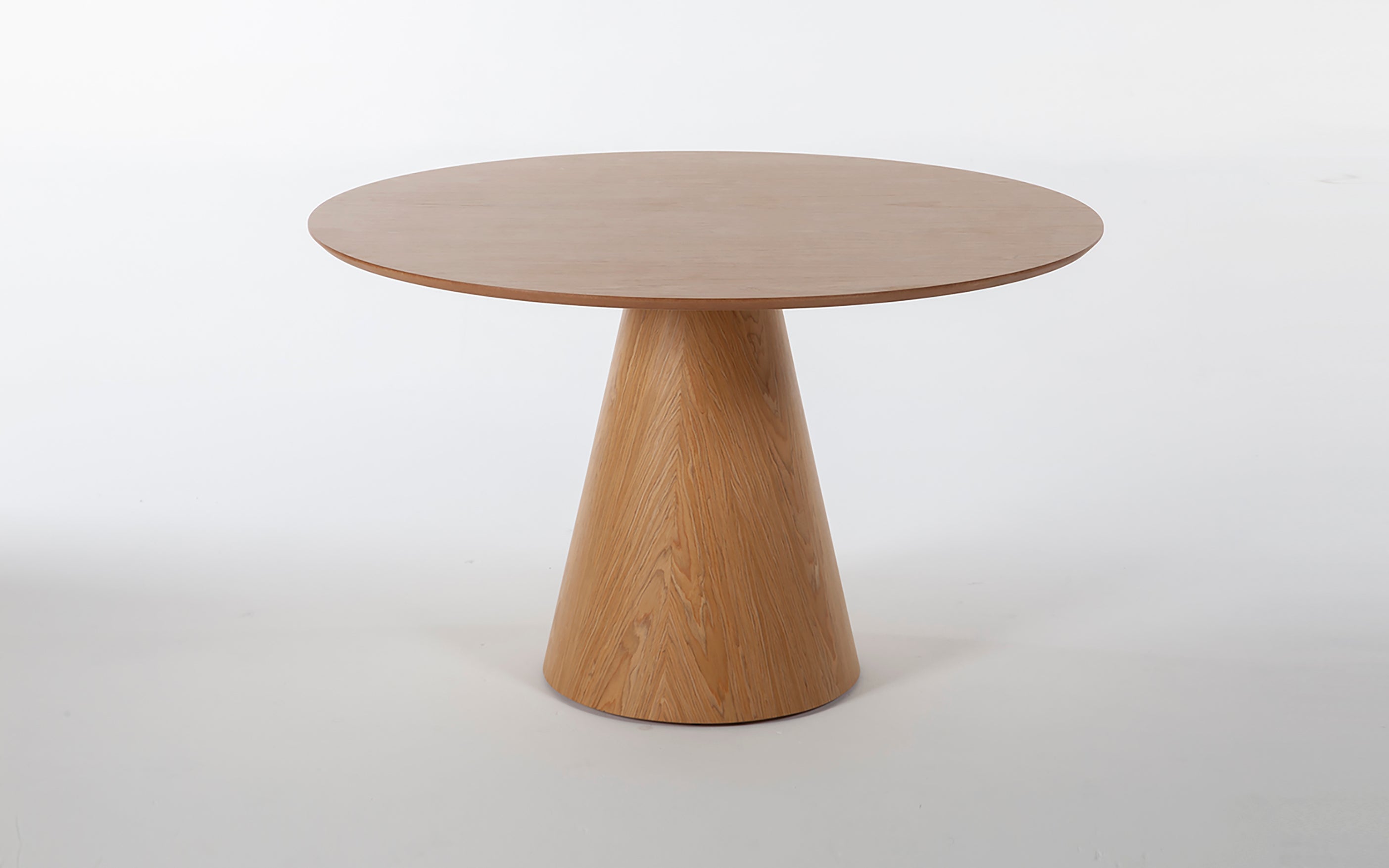 Mesa de Jantar Carioca