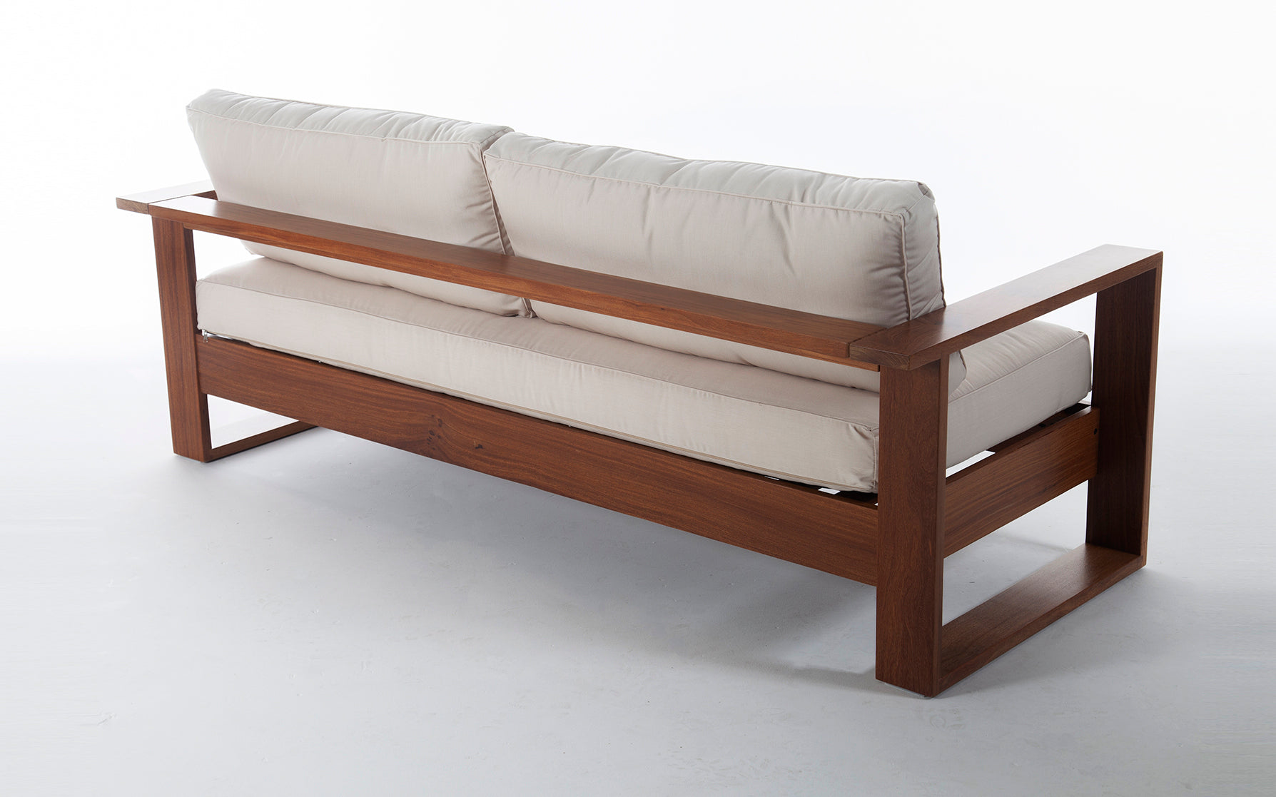 Sofa Igatu (2.14)