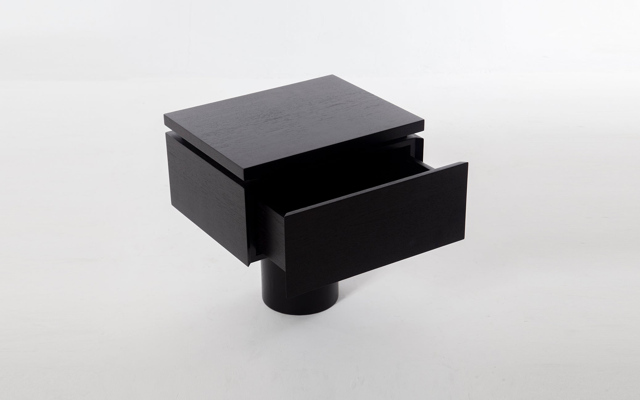 Mesa de Cabeceira Baldrame