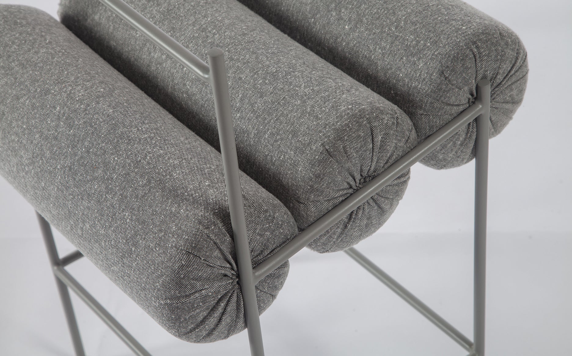 Banqueta Rolos, assento 65cm