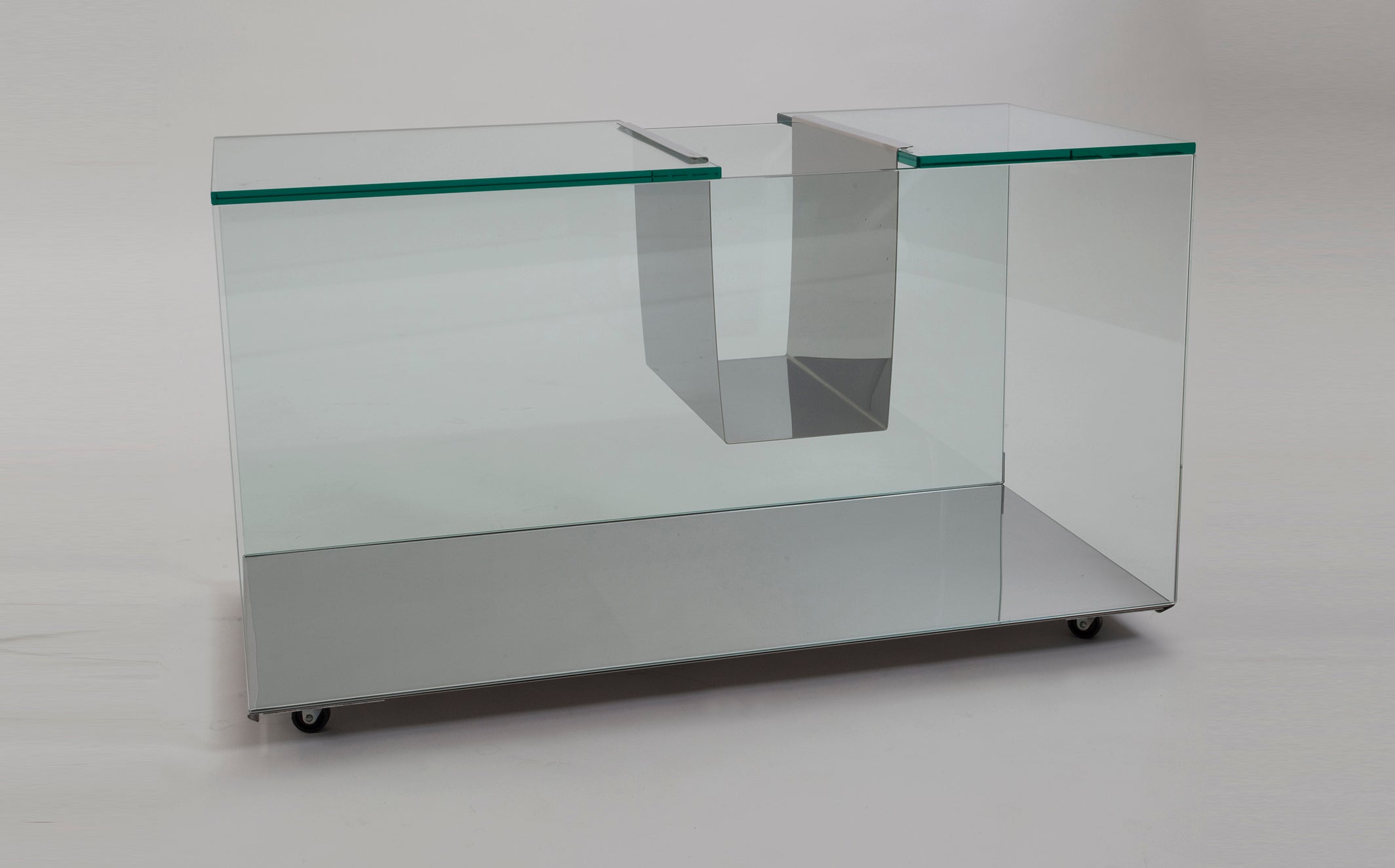 Mesa Lateral Revista (0.60)