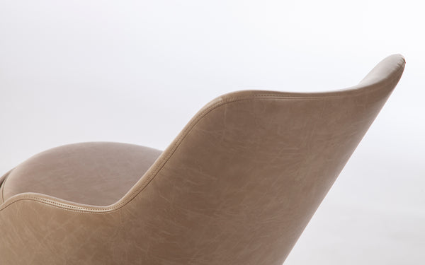 Cadeira Margarida, Giratória