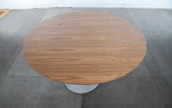 Mesa de Jantar Lina, Base em Concreto