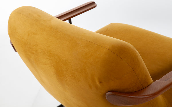 Conjunto Poltrona e Puff Haus