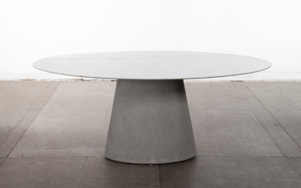 Mesa de Jantar Petra, Base de Concreto