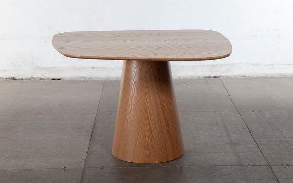 Mesa de Jantar Forma (1.20)