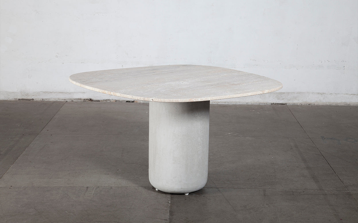 Mesa de Jantar Nuvem (1.20)