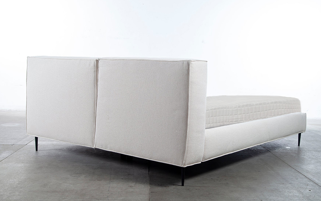 Cama Descanso (1.81)