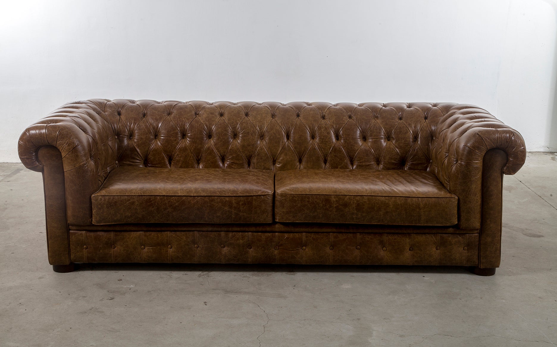 Sofa Chesterfield (2.44)