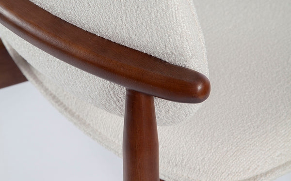 Banqueta Carioca, assento 75cm.