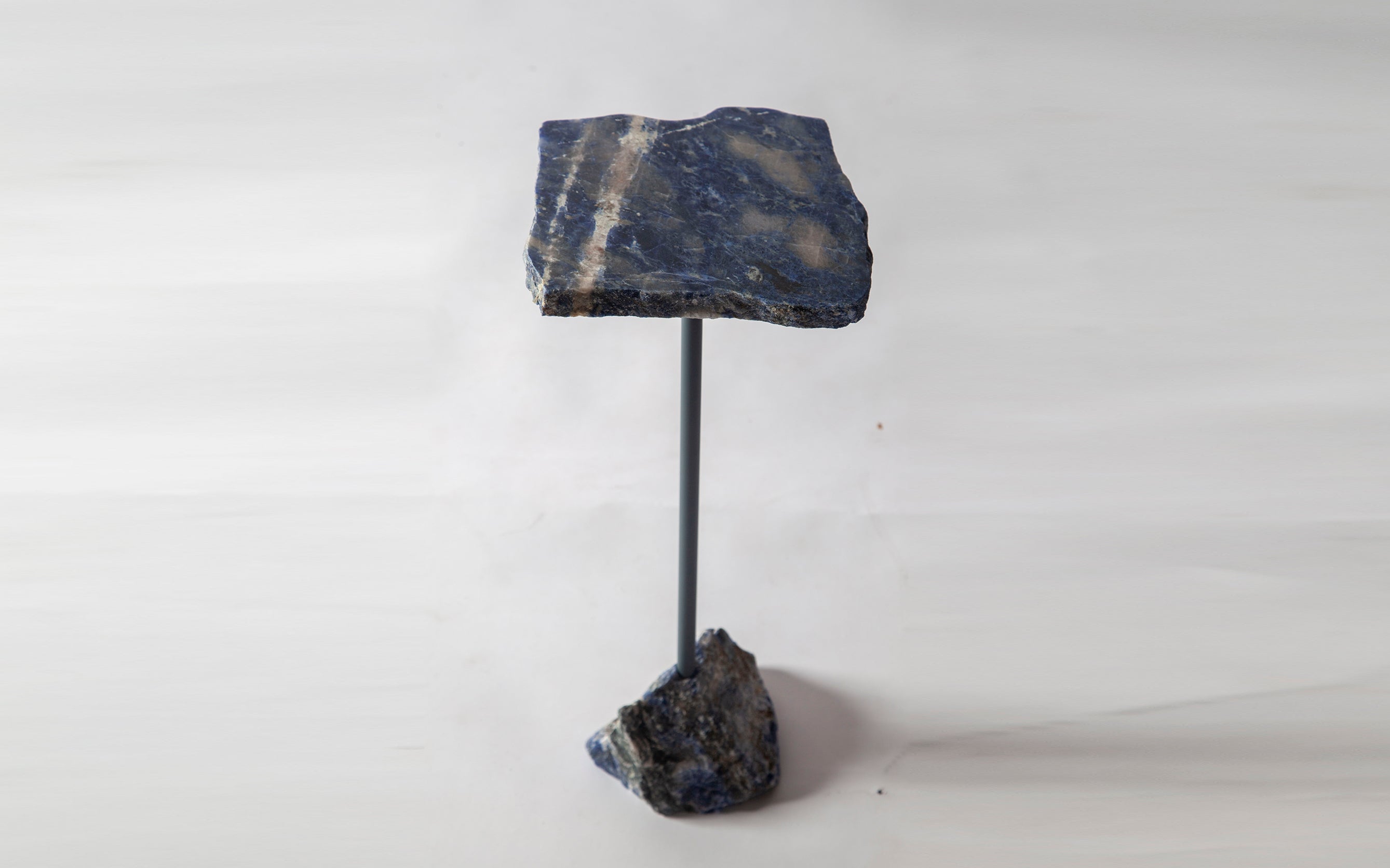 Mesa Oeiras, pedra azul